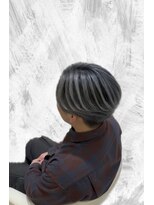 円(en)&nbsp;ハイトーンシルバー×バレイヤージュデザイン／八幡／本八幡
