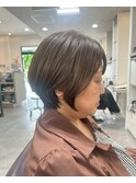ミルクティーブロンド艶感ショートレイヤー