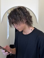 ウシワカマル ミライ(USHIWAKAMARU MIRAI)&nbsp;ウルフスタイル　スパイラルパーマ