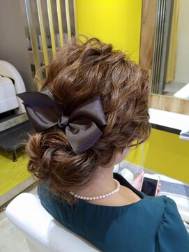 パッチ ヘアー(PATCH HAIR) 波ウェーブ×お団子