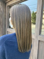 フラクト(FLact)&nbsp;大人可愛いミディ_ミルクティーベージュ_切りっぱなし