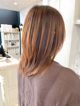 キャアリー(Caary) 福山市美容室Caary人気動きかわいいレイヤーたっぷりミディ