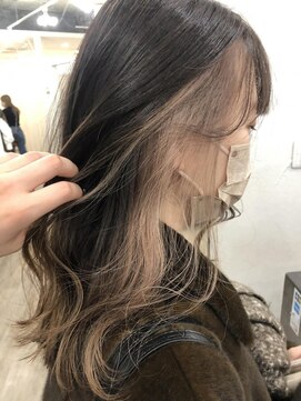 プライズ アイリス 池袋東口店(prize Iris) インナーカラー/グラデーション/エアタッチ/ミルクティー