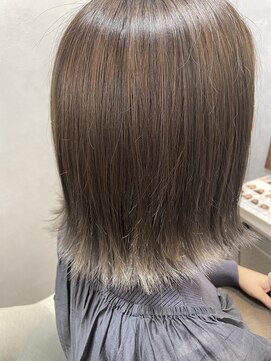 アストレアバイニケ(ASTRAEA by nike) 艶×グレージュ