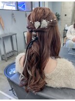 ノード(NODO)&nbsp;リボンとパールのハーフアップ