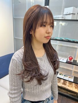 トレス(TRESS) ロングレイヤー　顔周り　ブラウン　艶カラー　原宿　表参道