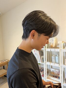 ヘアデザイン ジル(Jill) ナチュラルセンターパート