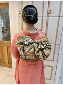 タイトシニヨンヘア振袖着付け　卒業式 大人上品な和装スタイル