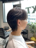 ネクストネオ 静岡(NEXT NEO)&nbsp;NEXT NEO【櫻田】センターパートウルフ　メンズカット