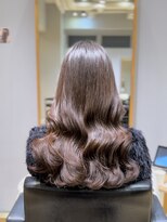 アピッシュ アオヤマ(apish AOYAMA) コテ巻き風パーマ