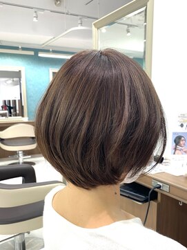 アッシュ 下北沢店(Ash) ショートボブ