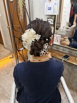 ブーミー(Bor mee)&nbsp;【Bormee】ヘアアレンジ/くしゅっとリボン/ふわふわシニヨン