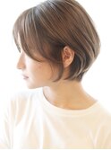 30代・40代に人気シルエットが綺麗なショートスタイル
