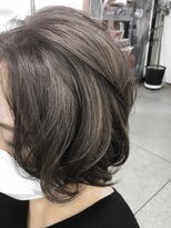 ヘアクリエイト エクセル美容室(Hair Create EXCEL) シルバーグレーで大人ボブ