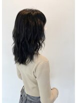 エンリッチヘア(enrich hair)&nbsp;ミディアムボブ　ウェーブスタイル　暗髪カラー