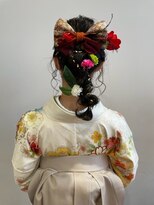 イーストハムヘッドショップ(EAST HAM head shop)&nbsp;編みおろしヘアアレンジ　編み込み　ねじりアレンジ