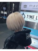 ホワイトベージュ