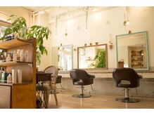 エノワ ヘアラウンジ 浦和駅西口本店(enowa HAIR LOUNGE)