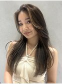 ミルクティーグレージュハイライトケアブリーチレイヤーカット