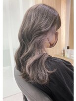 クシュ 所沢西口プロぺ通り(kusyu... )&nbsp;黒髪/グレーベージュ/レイヤーロング/前髪パーマ/所沢ハイライト