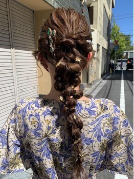 特別な日はプロのヘアセットで可愛く♪［ヘアセット4000円/ヘアセット+ポイントメイク5000円/錦糸町］