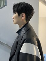 ゼストプール(ZEST POOL) 韓国ヘア メンズカット センターパート ダウンパーマ