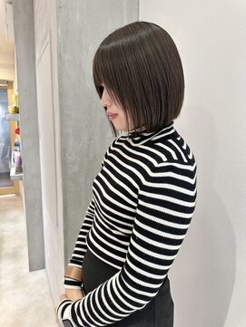 ヨーク(YOKE) YOKE ぱつっとボブタイトボブオリーブグレージュブリーチなし