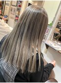 透け感カラーで黄色味除去!