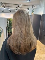 メリー オオサカ(Merly Osaka)&nbsp;beige shadow roots