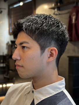 ニゲラ 町田(NIGELA) ナチュラルソフトモヒカン