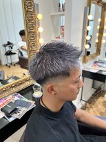 コワファースト させぼ五番街店(COIFF1RST) フェード×シルバーグレー☆