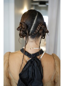 ヌー 代官山(nuu) カチモリ/お団子ツイン/タイトヘアアレンジ/代官山/参列アレンジ