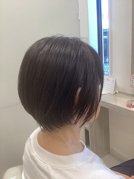 ルナディア(Lunadia) 30代40代50代からのオーダー多数・ショートボブ