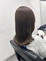 セカンド(Second) Second × 外ハネスタイル