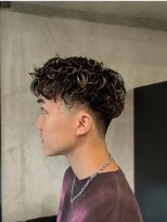 ブランコ 青山(BLANCO)&nbsp;メンズカットスパイラルパーマシャドウニュアンスパーマフェード