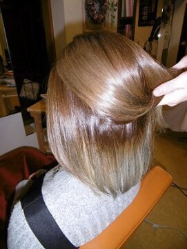 デザインヘアー ピアジェ 橿原店(DESIGN HAIR PIAGET) さりげないオシャレ☆KIRARAインナーカラー+KIRARAカラーケアTR