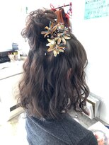 イザワ ヘアメイクサロン(izawa) お団子ハーフアップ