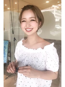 ヘアメイク シュシュ(Hair make chou chou) 耳かけウェーブパーマ/髪質改善/縮毛矯正/白髪ぼかし/白髪染め