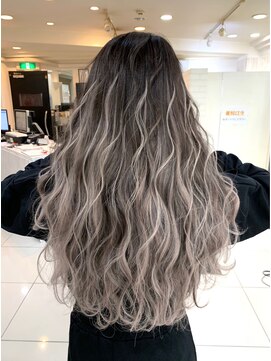 ニノ(nino) 【NINO】ホワイトバレイヤージュ/シールエクステ