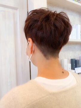 キャアリー(Caary) 福山市 美容院室人気ベリーショートヘアCaary イルミナカラー