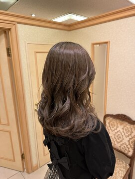 松本平太郎美容室 銀座本店 イノアカラー×巻き髪アッシュ