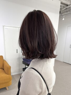 ノウハウ タニマチ(KNOWHOW tanimachi) レイヤーボブ／外はねレイヤー/深みのあるか赤みカラー