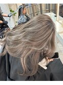 前髪アンブレラカラーこなれミディイメチェンウェーブパーマ