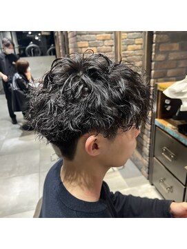 ユキオ ダル(Yukio Dal) 20代30代40代メンズツーブロック刈り上げビジカジオシャレ感