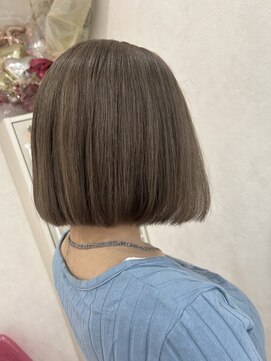 ミニョン(mignon) 韓国/ダブルカラー/ブリーチ/ピンク/学割U24/新越谷/南越谷/草加