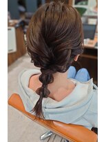 ビスポーク(BESPOKE)&nbsp;お呼ばれアレンジ♪20代30代40代大人可愛いタイト編みおろし