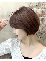 アフロート ルヴア(AFLOAT RUVUA) 【岩田莉奈】40代50代の似合わせカットで若見えショートボブ新宿