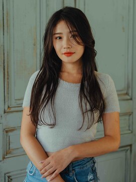 シンシ(Cinci) ロングレイヤースタイル