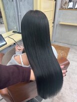 ヴェーレン(Wehlen)&nbsp;透ける暗髪　潤いストレート　髪質改善