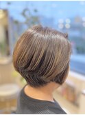 ショートボブ/明るい白髪染め（白髪ぼかし）/40代/50代/60代/